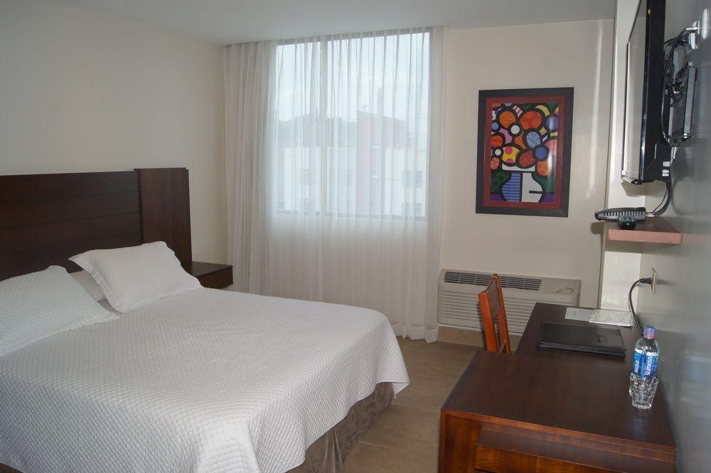 Hotel Marcelius Guayaquil Exteriör bild